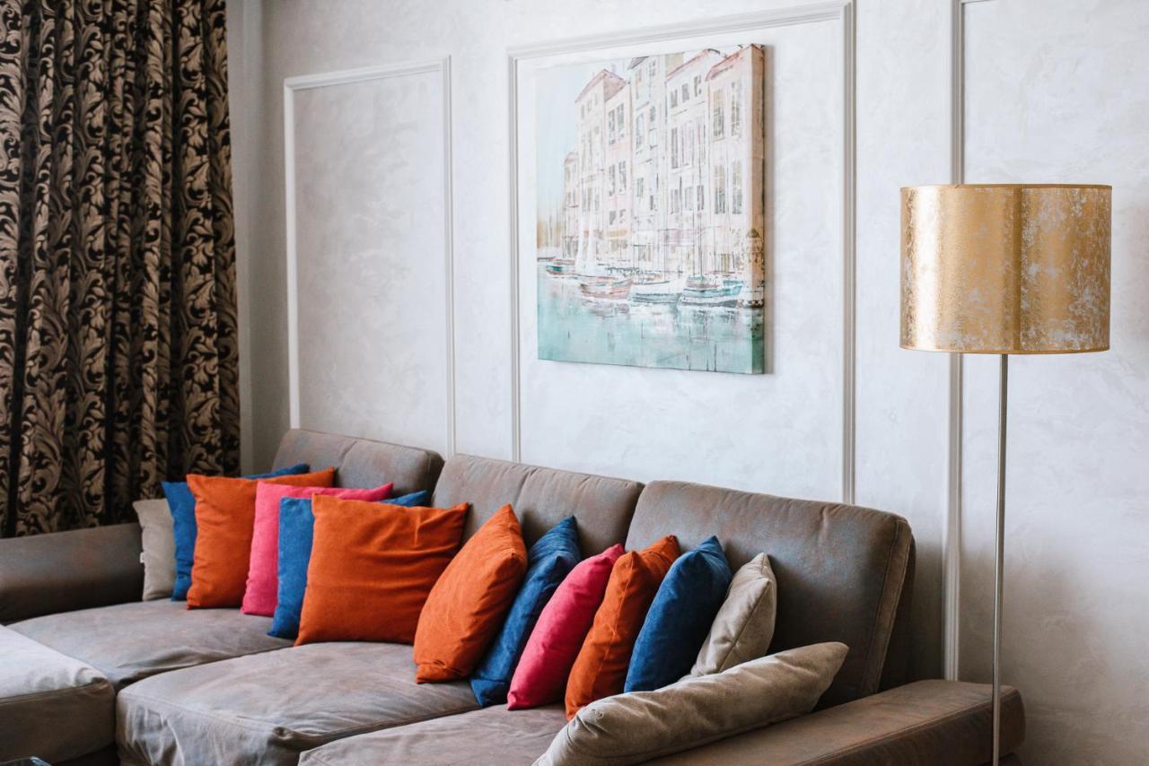 Апартаменты Luxury For Business & Pleasure Royal 2 Киев Экстерьер фото